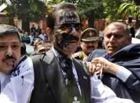 Sahara India Chief Subrato Roy