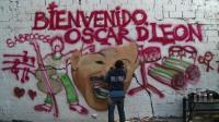 venezuelan-star-oscar-dleon-sings-for-childhood-slum
