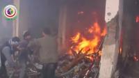 air-strikes-leave-douma-burning-as-un-envoy-arrives-in-syria