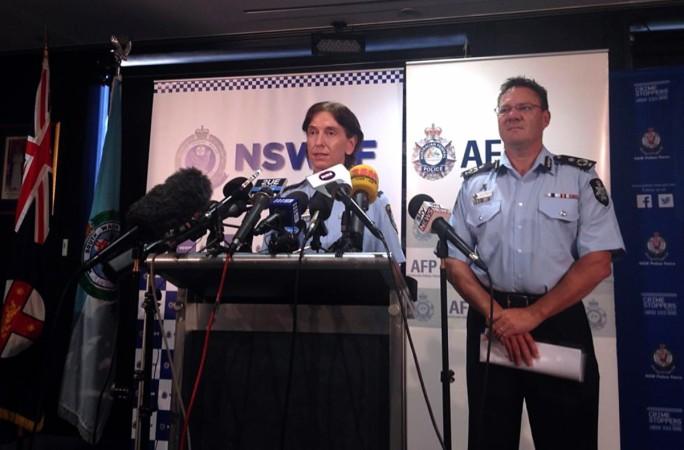 Australian Federal Police Deputy Commissioner Michael Phelan (R) listens as New South Wales Deputy Police Commissioner Catherine Burn speaks during a media conference in Sydney February 11, 2015. Australian counter-terrorism police said on Wednesday they had thwarted an imminent attack linked to the Islamic State militant group after arresting two men in Sydney a day earlier. Australian Federal Police Deputy Commissioner Michael Phelan (R) listens as New South Wales Deputy Police Commissioner Catherine Burn speaks during a media conference in Sydney February 11, 2015. Australian counter-terrorism police said on Wednesday they