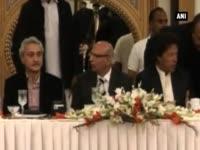 war-of-words-between-imran-khan-and-altaf-hussains-mqm-intensifies