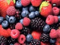 swap-sweets-for-berries-to-cut-down-weight