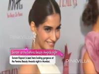 sonam-kapoor-at-the-femina-beauty-awards-night