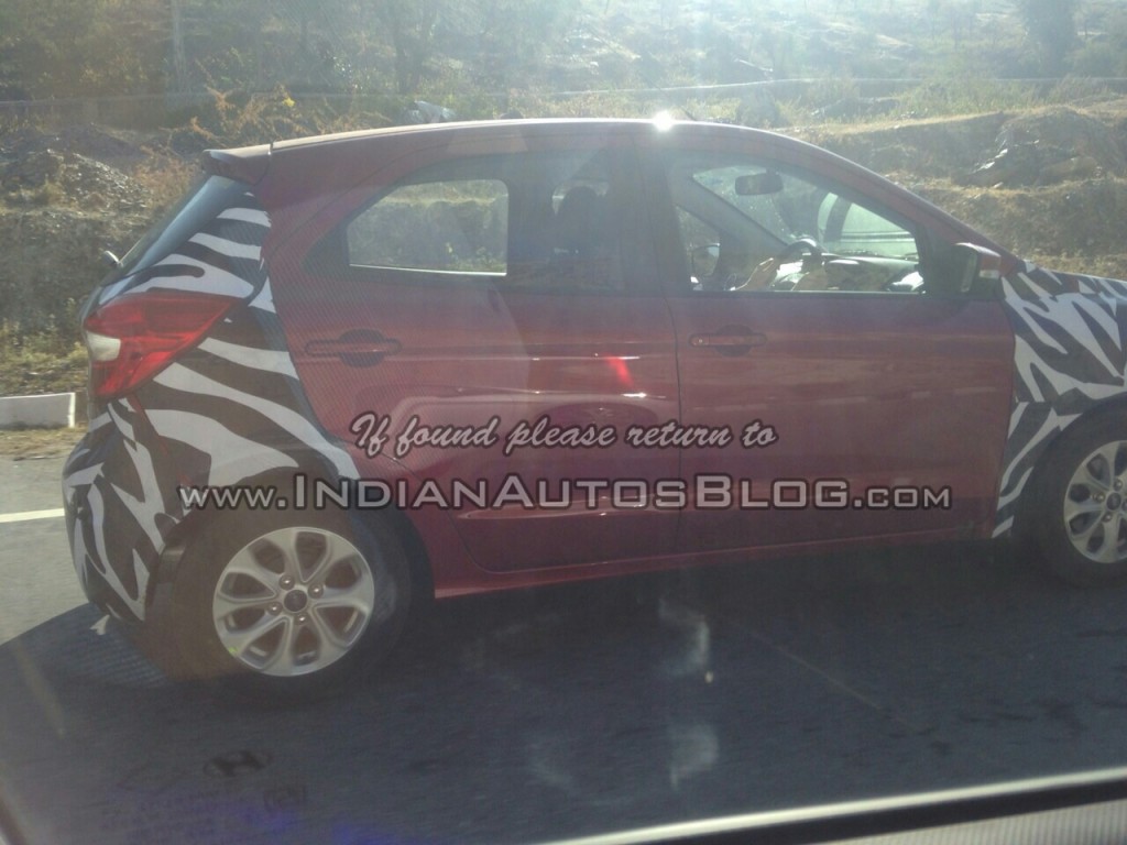 2015 Ford Figo Hatchback Spotted Again; Expected Launch, Price, Feature Details [PHOTOS]