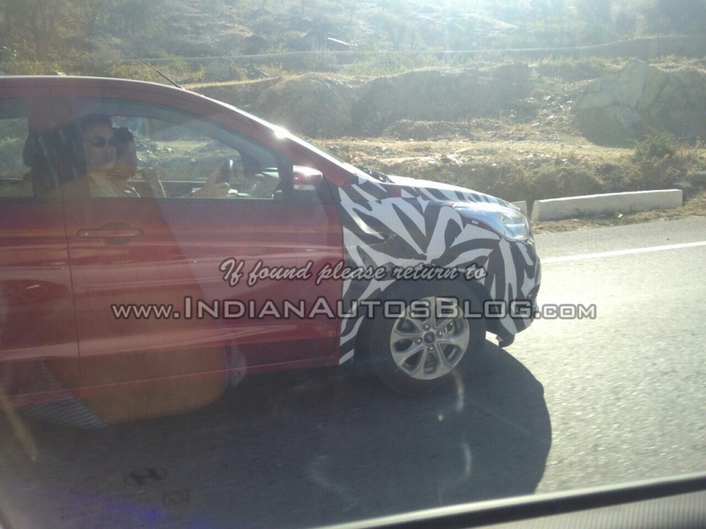 2015 Ford Figo Hatchback Spotted Again; Expected Launch, Price, Feature Details [PHOTOS]