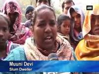 slum-dwellers-protest-outside-delhi-chief-ministers-residence