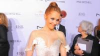darby-stanchfield-shines-on-the-red-carpet
