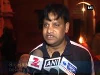 devotees-across-india-throng-temples-to-mark-mahashivaratri