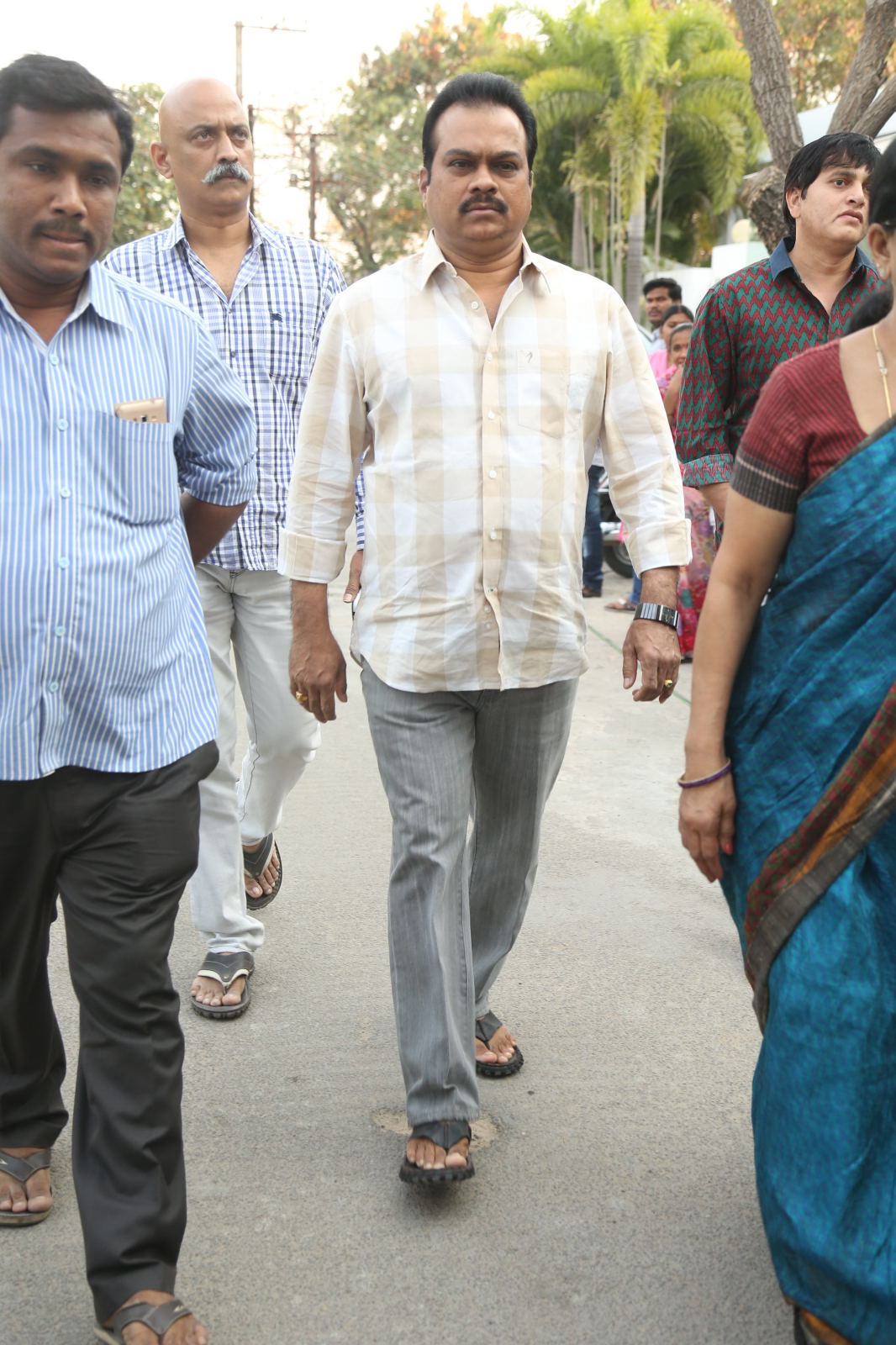 DVV Dhanayya DNR, Rajamouli, Allu Aravind, Bandla Ganesh, Dil Raju and Other Telugu Filmmakers Pay Tribute to D Rama Naidu