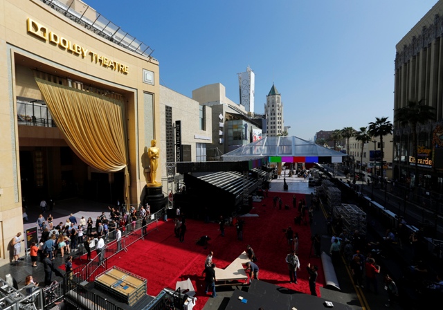 Oscar 2015: Preparations in Full Swing at Dolby Theatre in Los Angeles ...