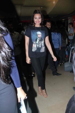 Sonakshi Sinha, Varun Dhawan, Nargis Fakhri Attends Film's Special Screening