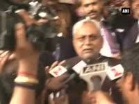 manjhi-resigns-as-bihar-cm-hours-before-floor-test