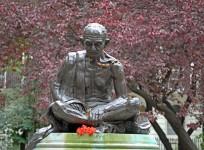 Mahatma Gandhi statue at Tavistock Square