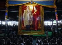 Thai students to be jailed for insulting royalty