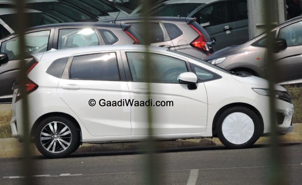 Honda New Jazz Spied