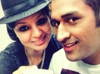 Sakshi - MS Dhoni