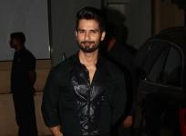 Shahid Kapoor Stuns in Black at his Birthday Bash