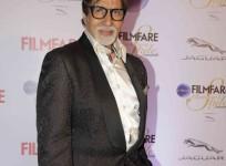 Filmfare Glamorous And Style 2015: Akshay Kumar, Big B, Sidharth Malhotra and Other Handsome Hunks Walked The Red Carpet