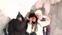 thousands-flock-to-wisconsin-ice-caves
