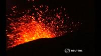 chile-on-alert-as-volcano-spews-smoke-and-ash