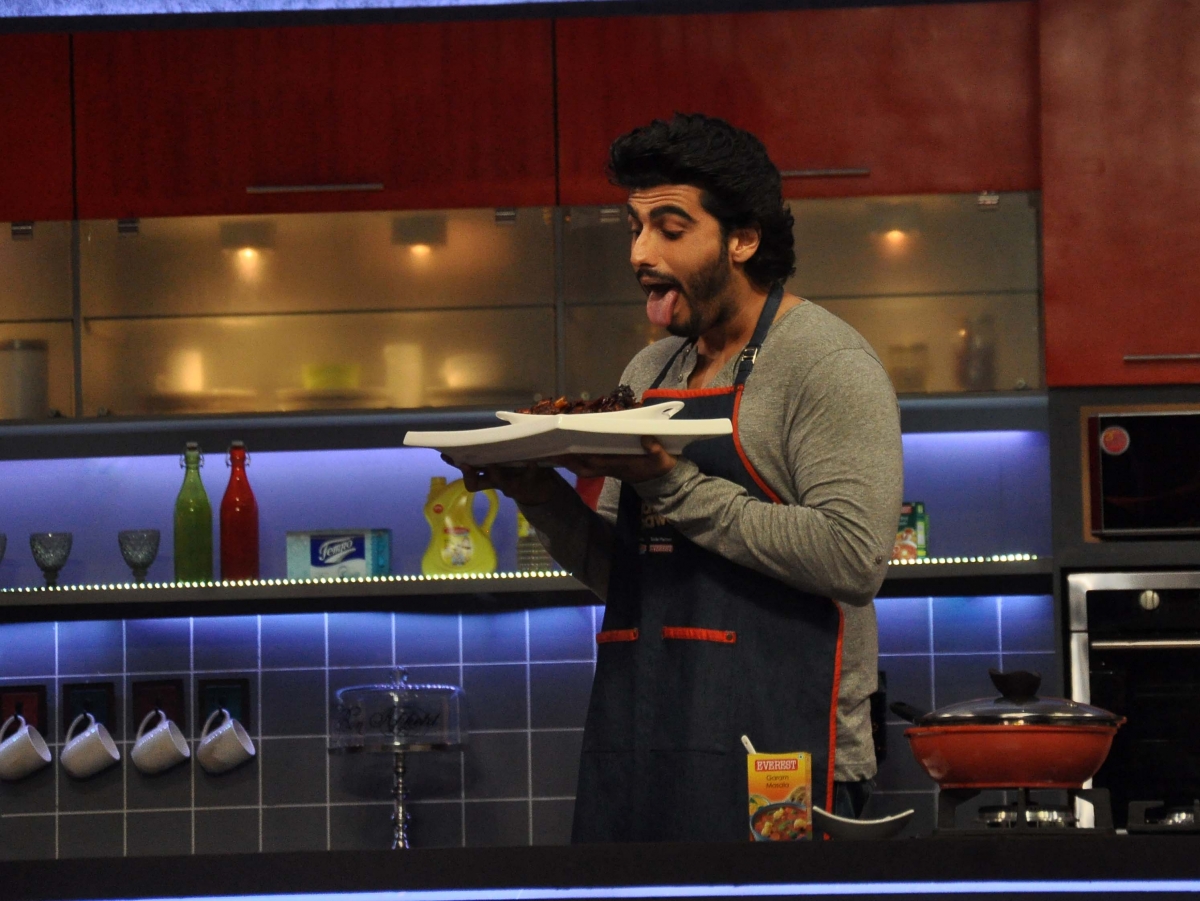 'Farah Ki Daawat': Arjun Kapoor Brings Fun in Farah Khan's Cookery Show