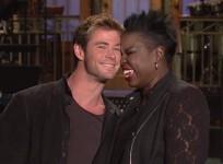 Leslie Jones and Chris Hemsworth in SNL 40