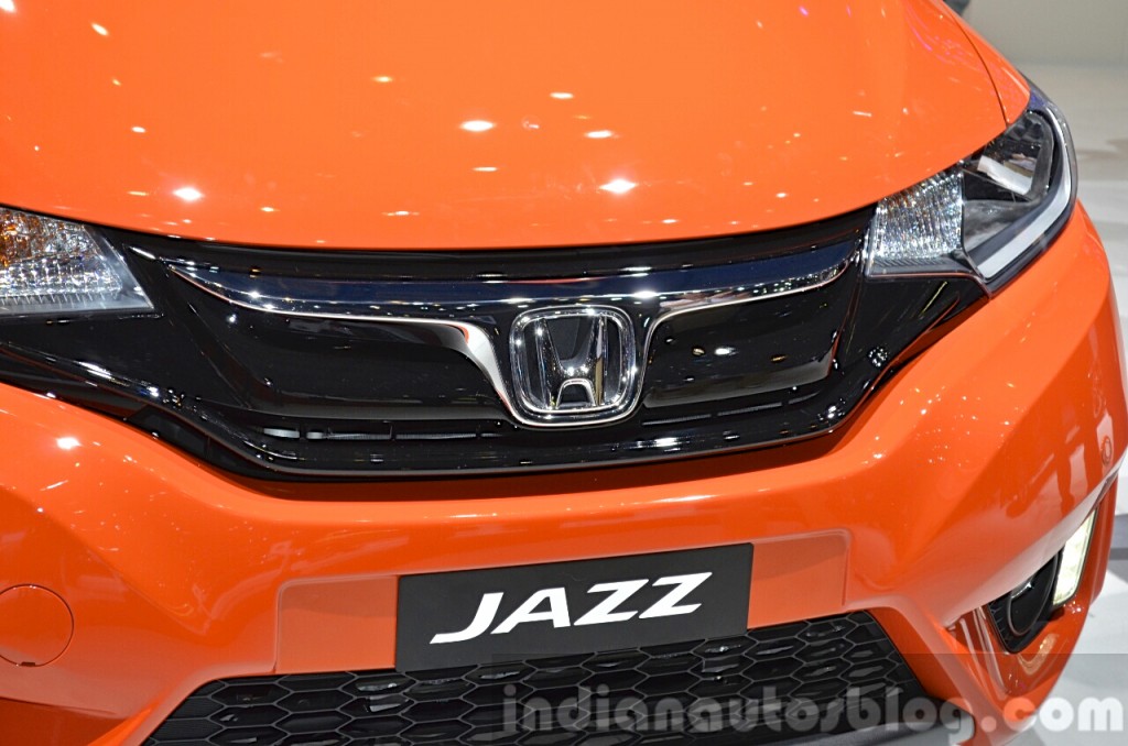 2015 Geneva Motor Show: Honda Showcases New Jazz