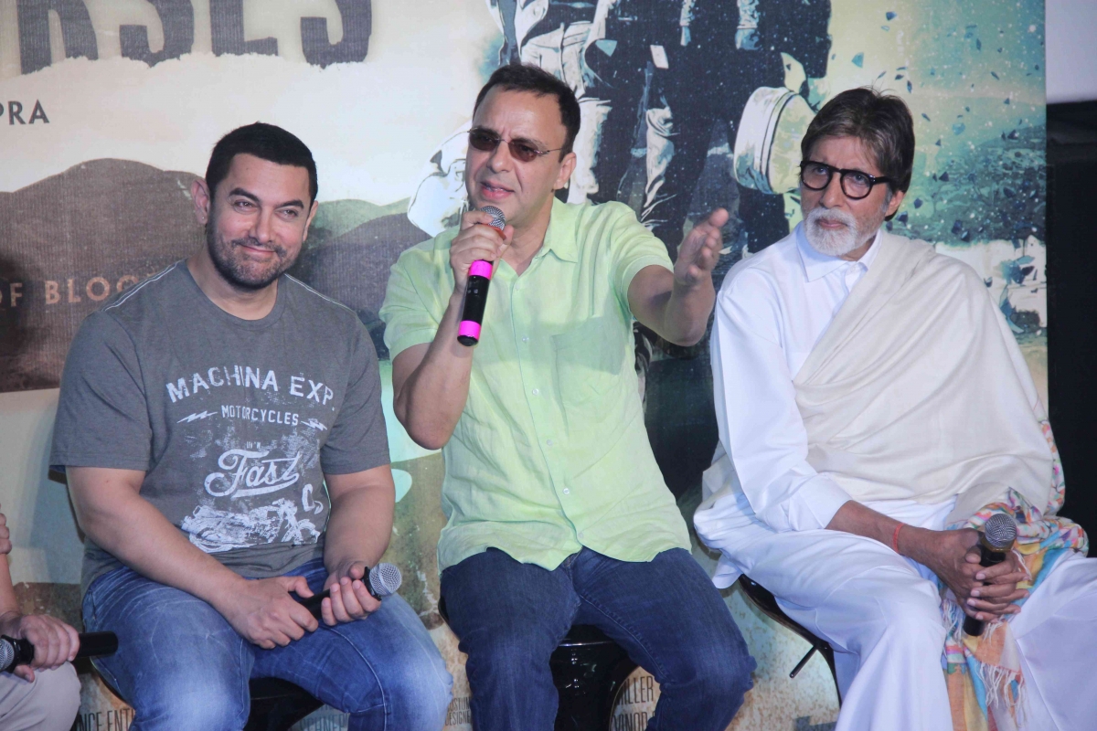 'Broken Horses': Amitabh Bachchan and Aamir Khan Promotes Vidhu Vinod Chopra's Hollywood Film's Trailer 'Broken Horses': Amitabh Bachchan and Aamir Khan Promotes Vidhu Vinod Chopra's Hollywood Film's Trailer