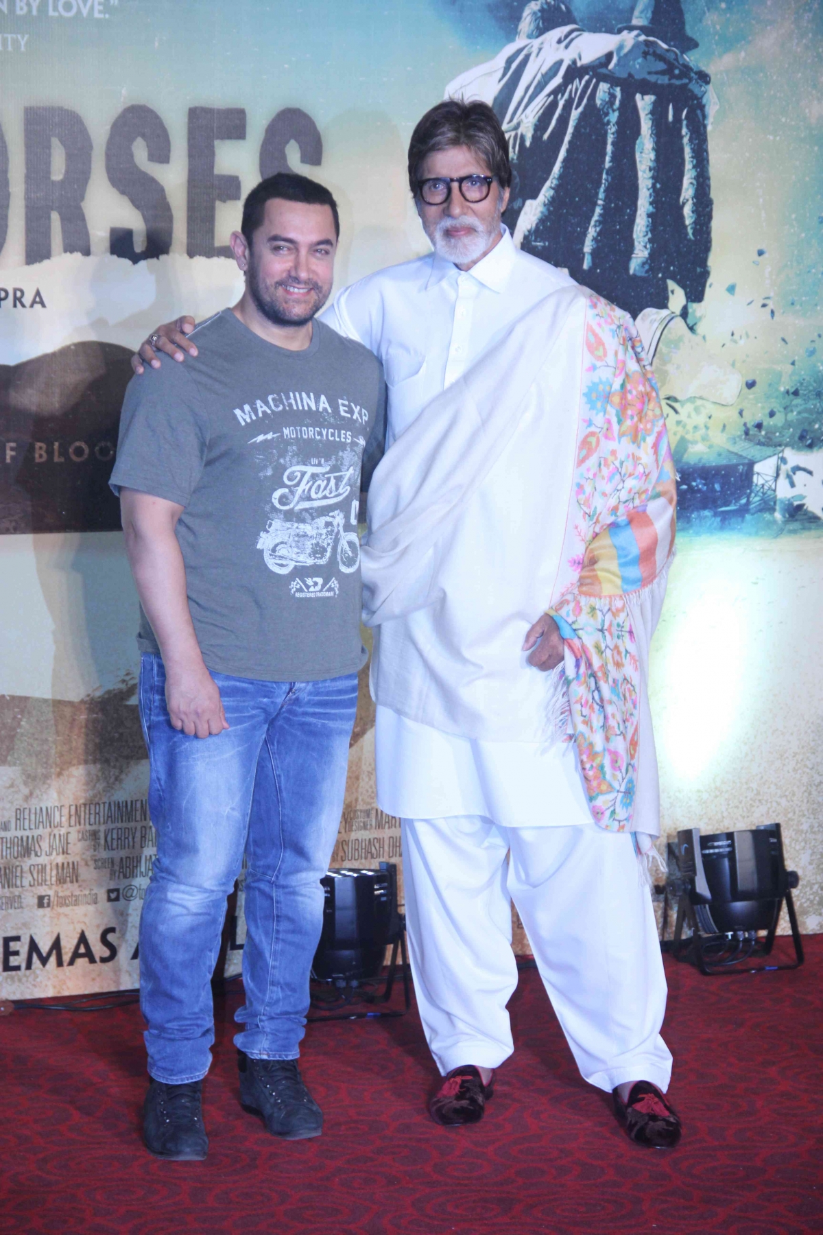 'Broken Horses': Amitabh Bachchan and Aamir Khan Promotes Vidhu Vinod Chopra's Hollywood Film's Trailer 'Broken Horses': Amitabh Bachchan and Aamir Khan Promotes Vidhu Vinod Chopra's Hollywood Film's Trailer
