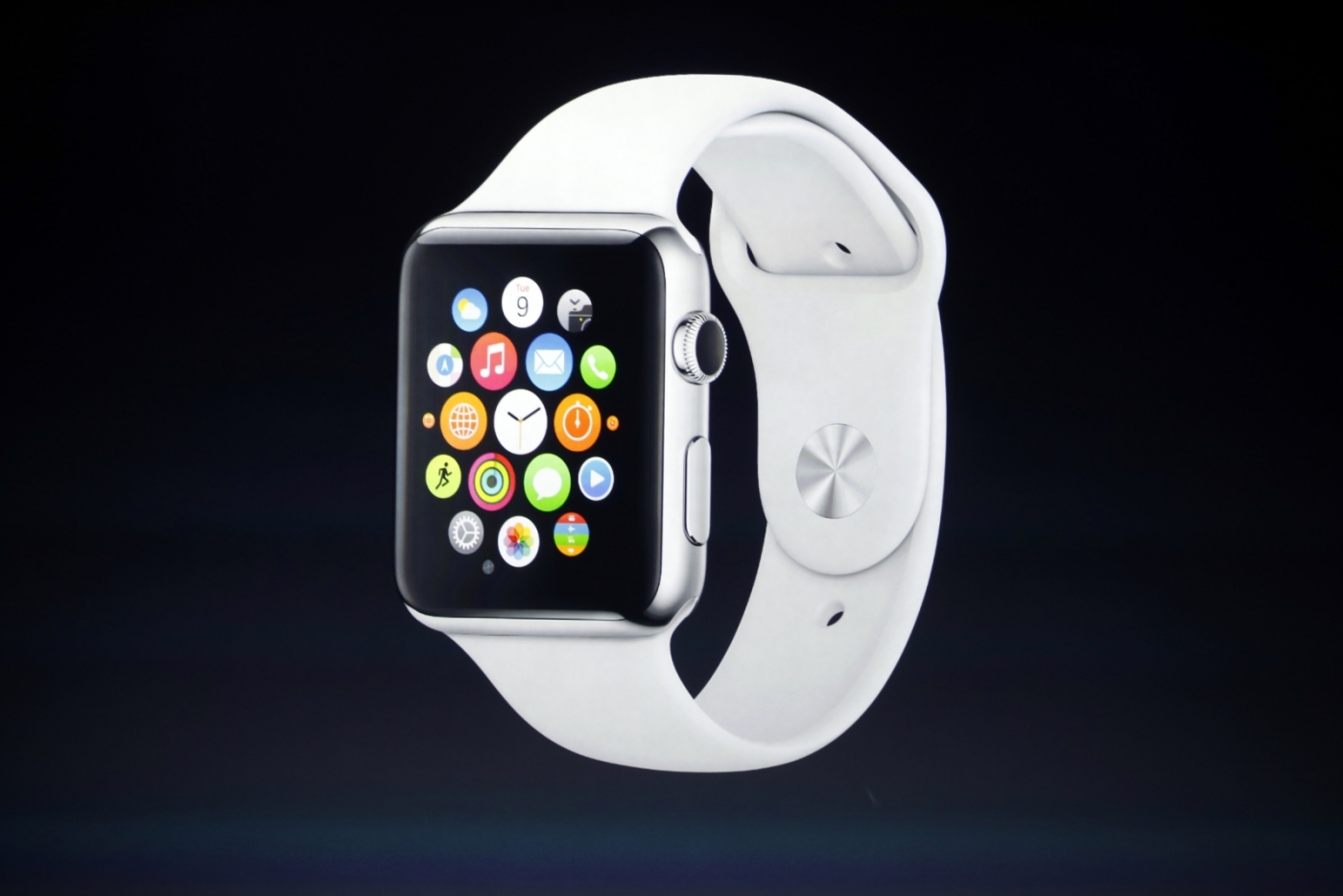 apple-watch-lookalikes-a-huge-hit-in-china-match-every-detail-for-as