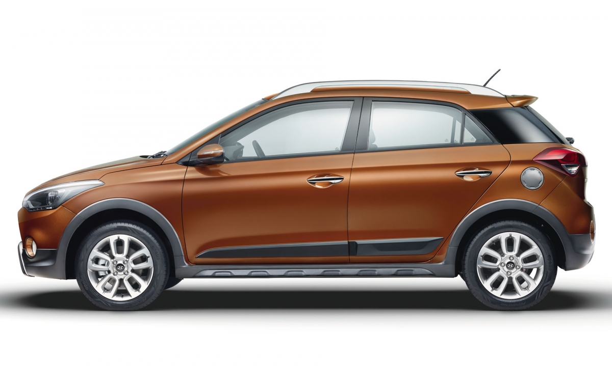 Hyundai i20 Active Goes Official in India