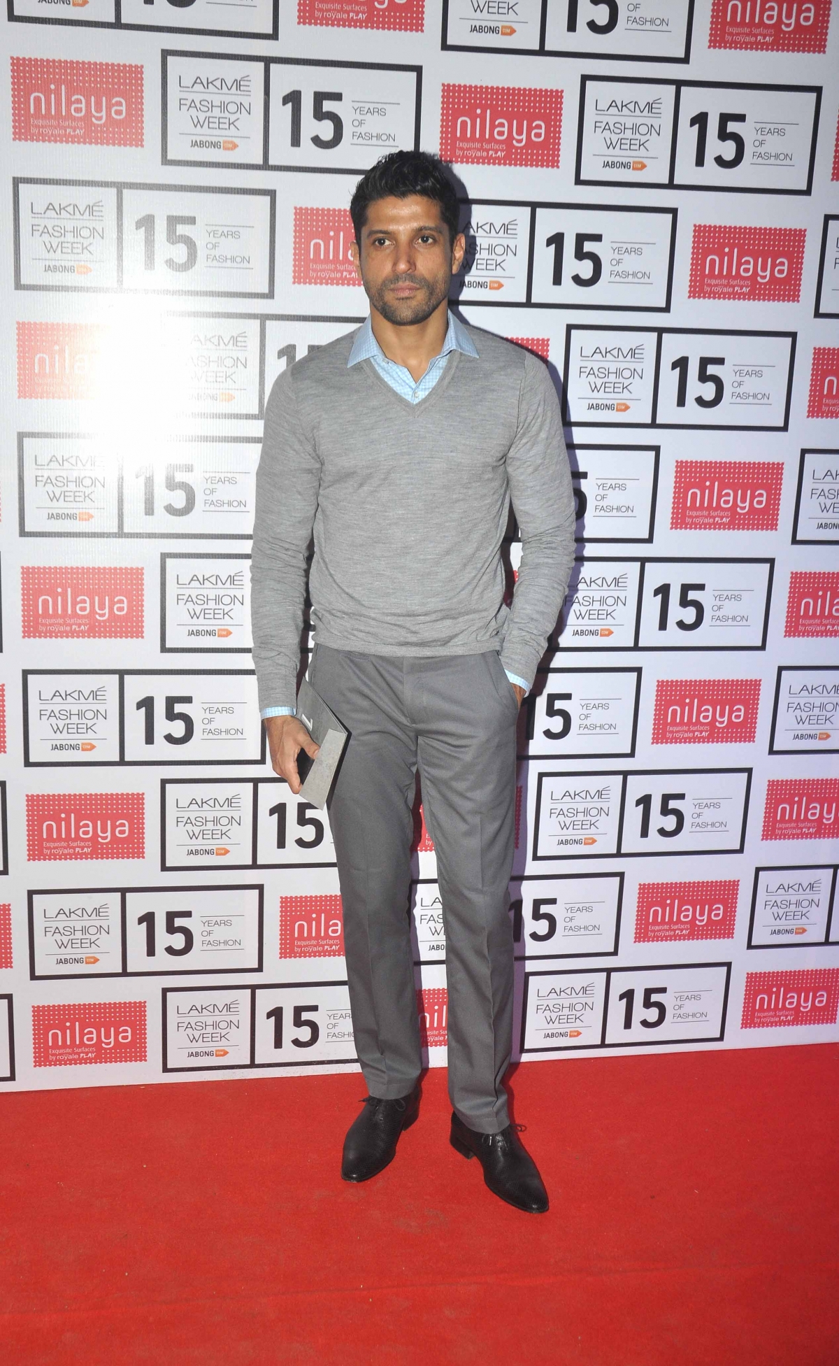 Lakme Fashion Week 2015: Farhan Akhtar Lakme Fashion Week 2015: Deepika, Kajol, Sridevi Attend Sabyasachi Mukherjee's Opening Show