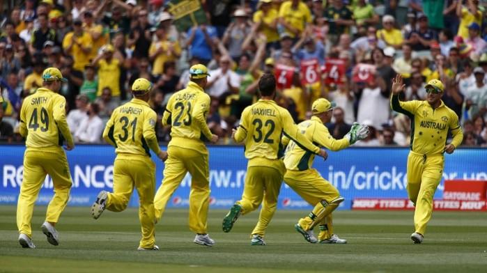 Australia players celebrate the wicket of Pakistan skipper Misbah-ul-Haq Aaron Finch Australia ICC Cricket World Cup 2015