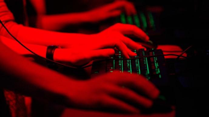 Darwin Nuke, the latest DDoS vulnerability found in iOS 8 based devices How DDoS attack can ruin a business