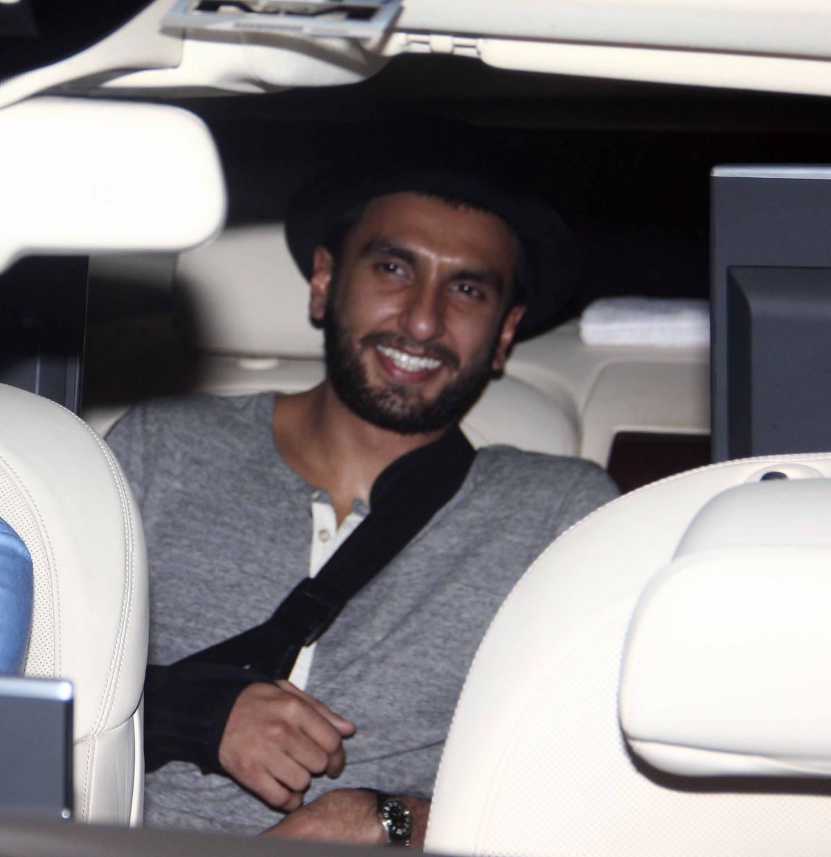 Lovebirds Deepika – Ranveer Spotted Together at Karim Morani's Birthday Bash