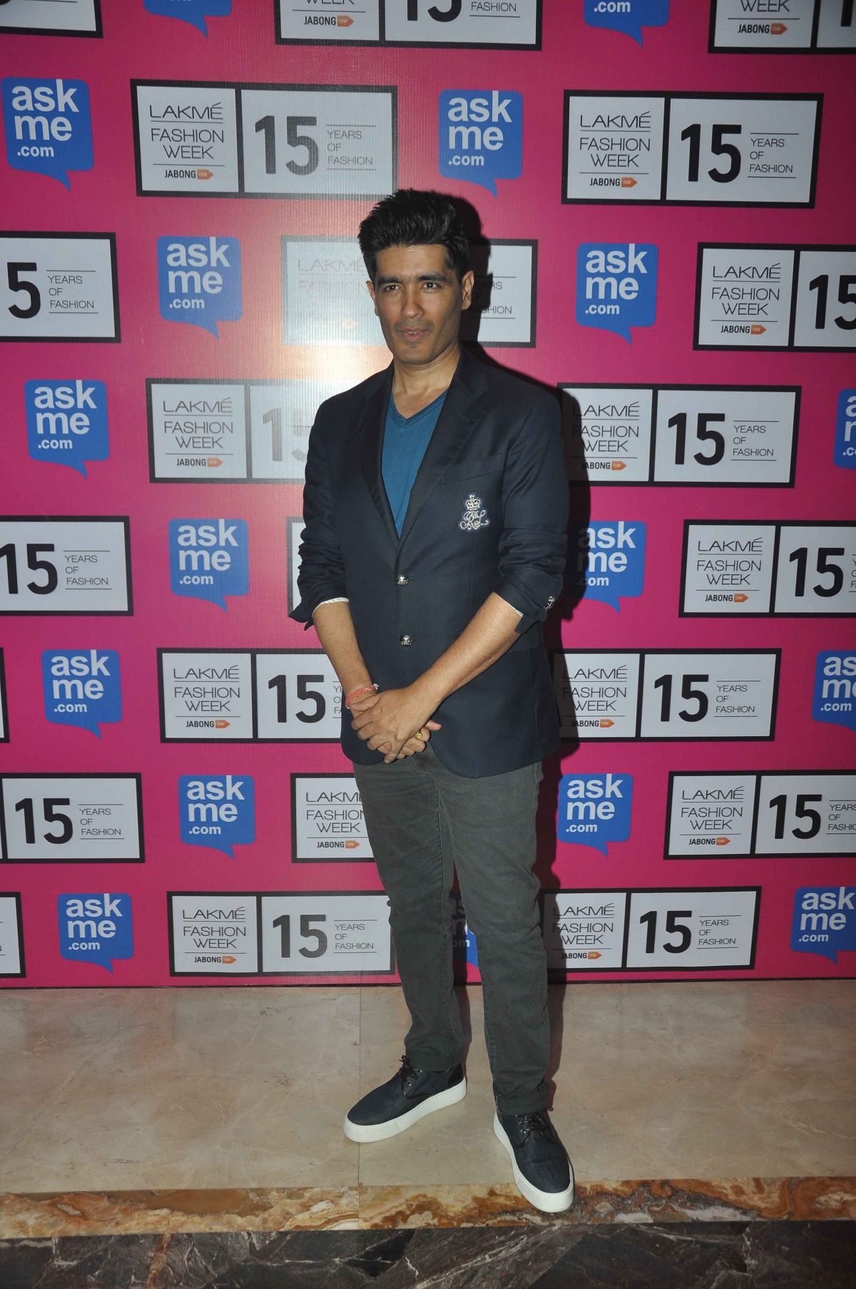 LFW 2015 Finale: Manish Malhotra LFW 2015 Finale: Deepika Padukone, Jacqueline Fernandez and Other Celebs Grace Anamika Khanna's Show