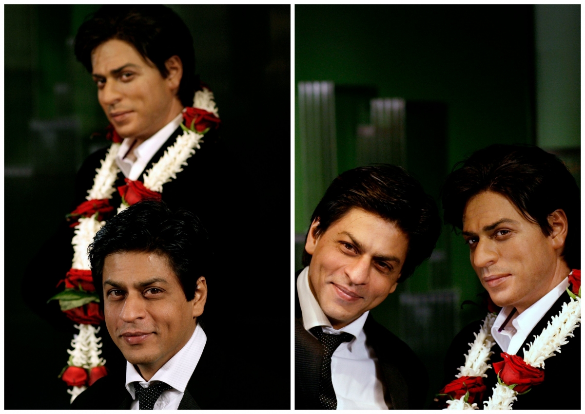 Shah Rukh Khan with his wax statue Shah Rukh Khan with his wax statue