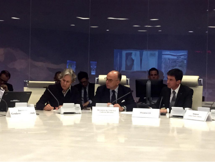 French Prime Minister Manuel Valls holds emergency meeting