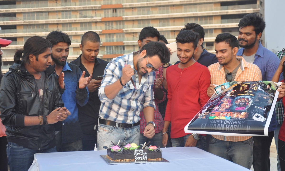 Emraan Hashmi Celebrates his 36th Birthday with Fans