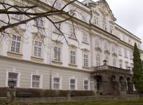 the-hills-come-alive-in-salzburg-on-sound-of-music-50th-anniversary