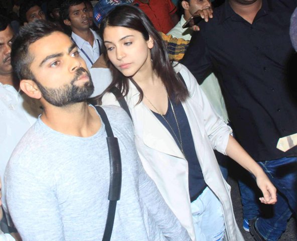 Virat Kohli and Anuskha Sharma spotted in Mumbai