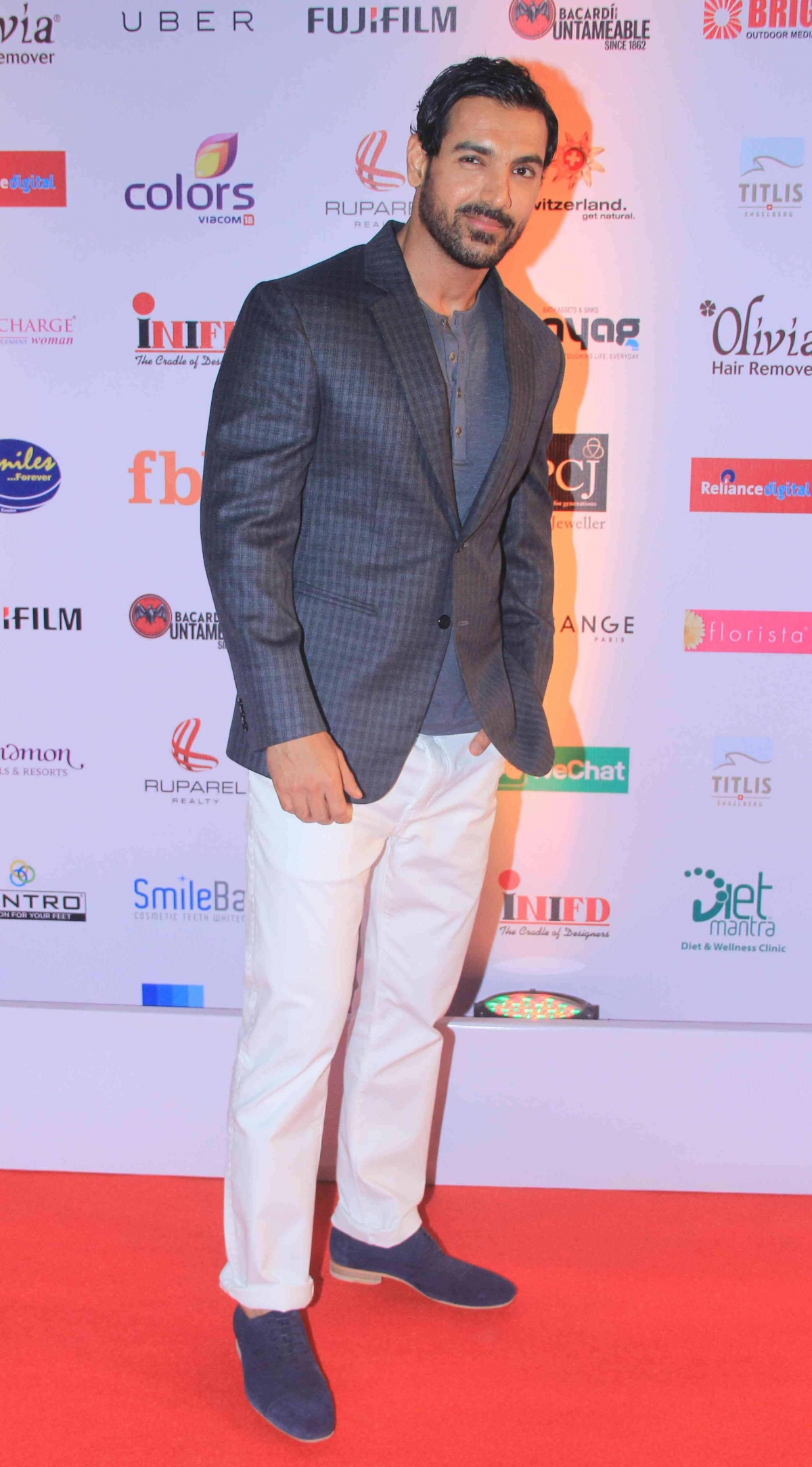 Femina Miss India 2015 Red Carpet: John Abraham Femina Miss India 2015 Red Carpet