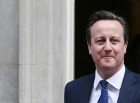 cameron-and-clegg-arrive-at-buckingham-palace