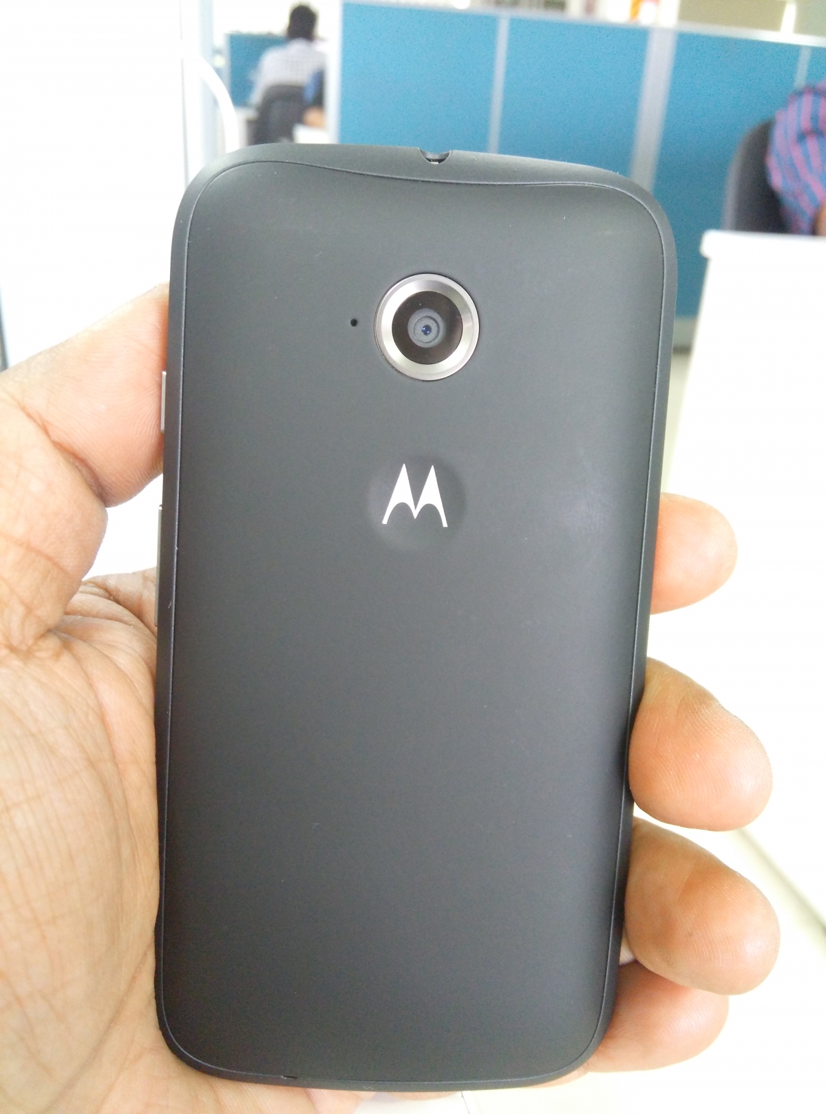 Moto E2 Back View