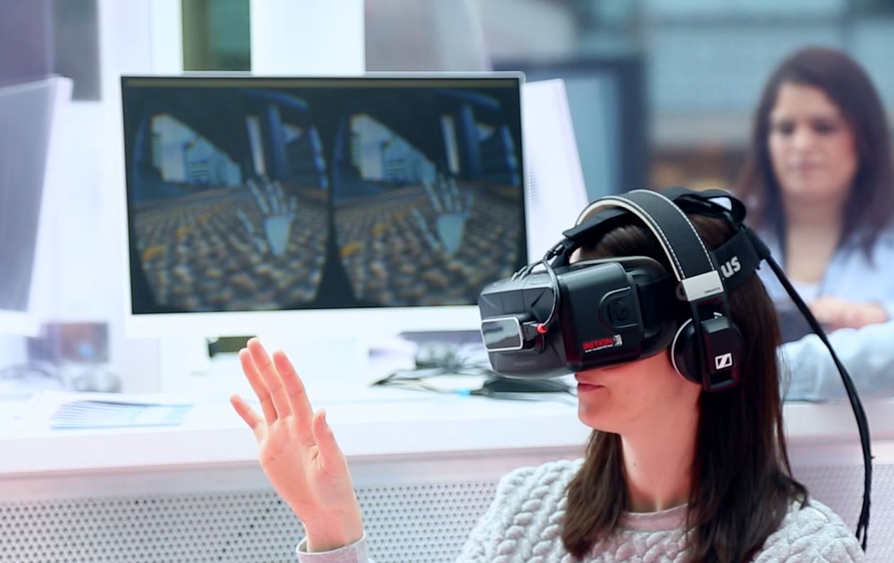 Re vr. Очки виртуальной реальности. Очки виртуальной реальности в образовании. Технологии виртуальной и дополненной реальности. Технология виртуальной реальности в школе.