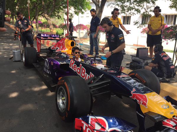 Naga Chaitanya Excited to Meet F1 Racer David Coulthard at Red Bull F1