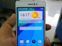 Oppo R5 Front View