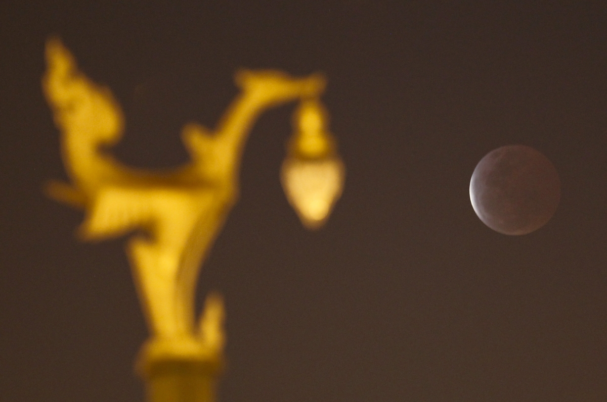 Blood Moon 2015: Stunning Images of 'First' Total Lunar Eclipse