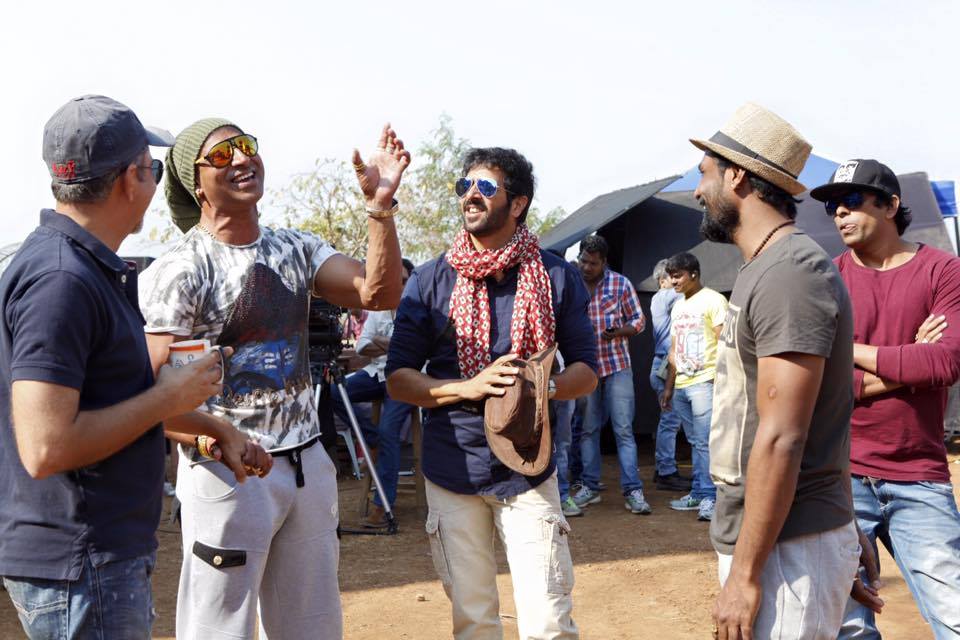 Kabir Khan and others on the sets of Bajrangi Bhaijaan