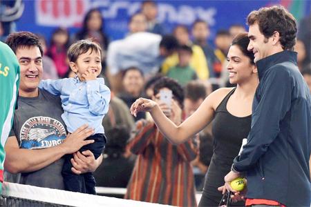 When Aishwarya Rai, Salman Khan, SRK and Other B-Town Stars Meet Foreign Celebs